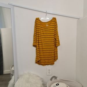 Mustard striped t-shirt
